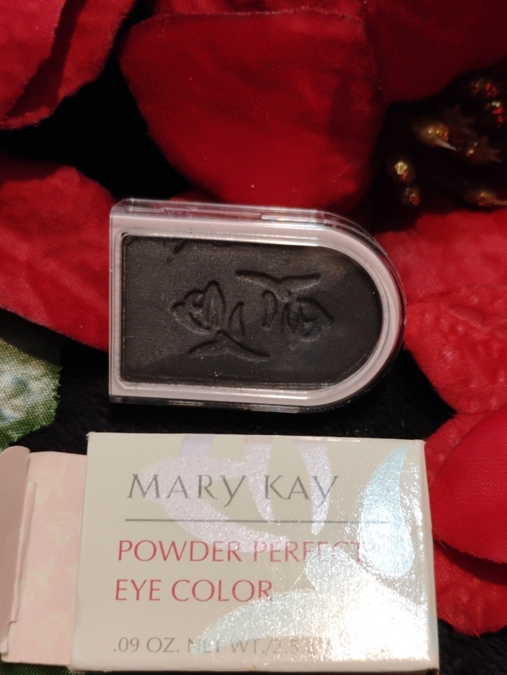 Black Powder Perfect Eye Color